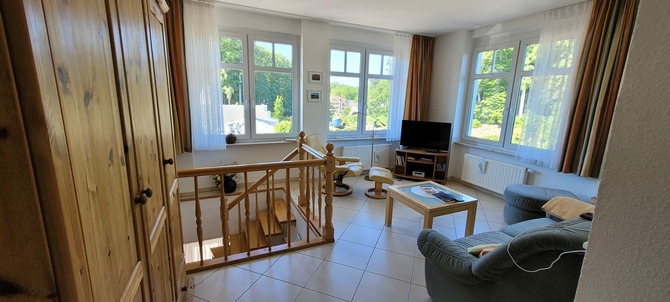 Ferienwohnung in Sellin - Sonnenglück in der Residenz Seeblick - Wohnzimmerr mit neuem Fernseher