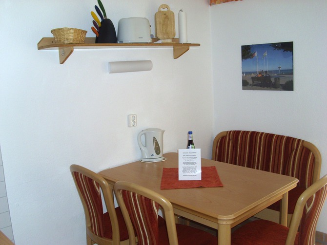 Ferienwohnung in Dahme - Berolina - Küche Sitzgelegenheit