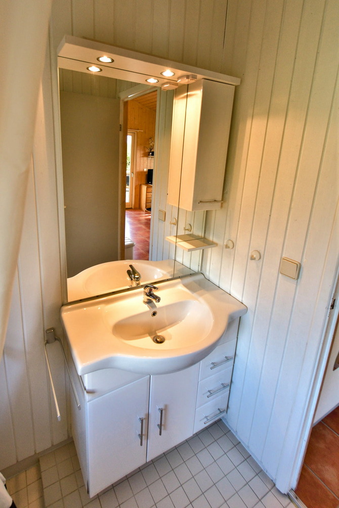 Ferienhaus in Pelzerhaken - Am Waldrand Haus B - Waschplatz