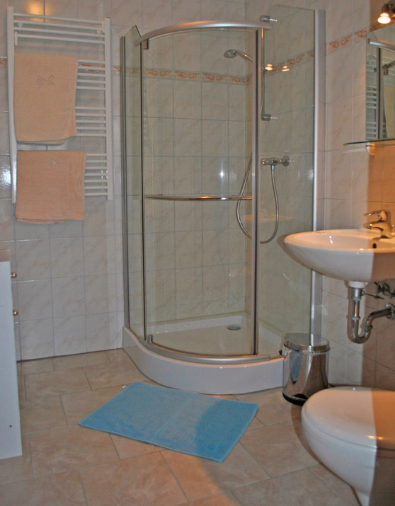 Ferienwohnung in K&uuml;hlungsborn - Schmorell - Bild 5