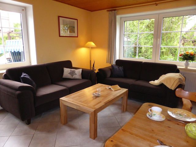 Ferienwohnung in Fehmarn OT Presen - "Ferienhof Rie&szlig;en" Wei&szlig;es Haus Nr. 34 - Bild 2