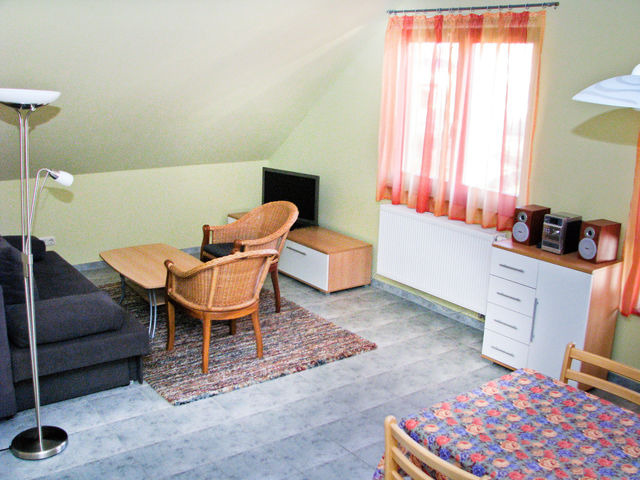 Ferienwohnung in Ostseeheilbad Zingst - H&uuml;tigendachs, FW 7 - Bild 2