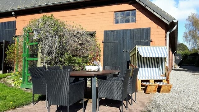 Ferienwohnung in Fehmarn OT Sahrensdorf - Ferienwohnung Himmelblau auf dem Ferien + Bauernhof Nielson in Bisdorf in Inselmitte - Bild 23