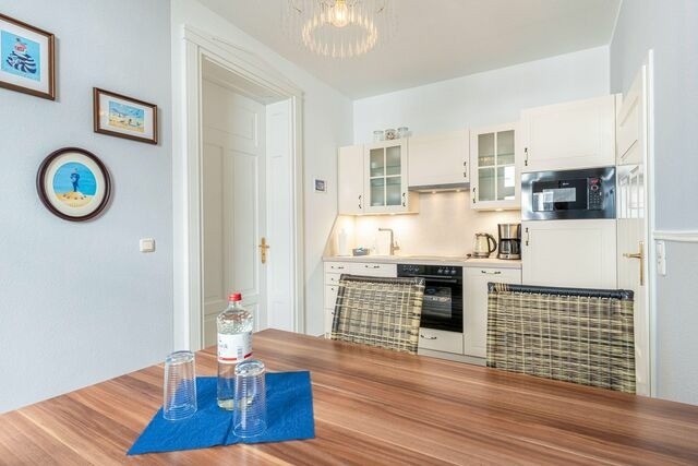 Ferienwohnung in Binz - K&uuml;stenkind Binz | Villa Strandidyll Fewo 4 75m&sup2; Meerblick & 2 Balkone - Bild 12