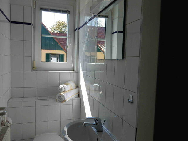 Ferienwohnung in Prerow - G&auml;stehaus 7 - Bild 9