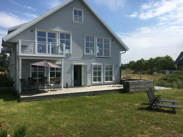 Ferienwohnung in Wiek - Fewo " Strandhaus Wiek " direkt am Wasser mit herrlichen Weitblick - Bild 12