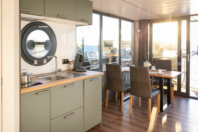 Ferienwohnung in Heiligenhafen - exclusives Hausboot "Opa Wilhelm" - Bild 12