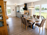 Ferienhaus in Fehmarn OT Staberdorf - Reetdachhaus 3, inkl. 2 Parkpl&auml;tze - Bild 2