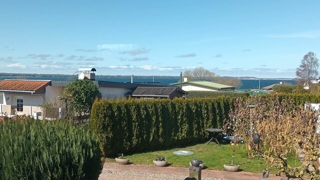 Bungalow in Hohenkirchen - direkt am Wasser ""Küstenperle"mit Meerblick und Sauna - Bild 2