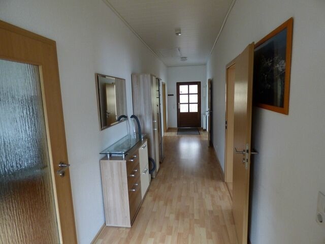 Ferienwohnung in Sellin - Sonnige Ferienwohnung -100qm - im 1. Obergeschoss der Villa Walhall in einem parkähnlichen Garten - Bild 6