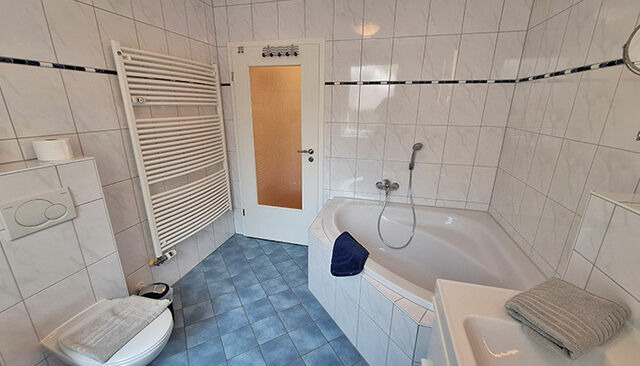 Ferienhaus in Heringsdorf - Insellicht**** BRINKMANNHAUS 4-Sterne - groß fast am Strand Sauna Terrasse Grill - Bild 10