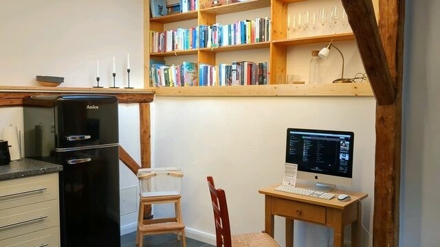 Ferienwohnung in Grube - Edler Altbau, 2,80m breites Doppelbett - Bild 7