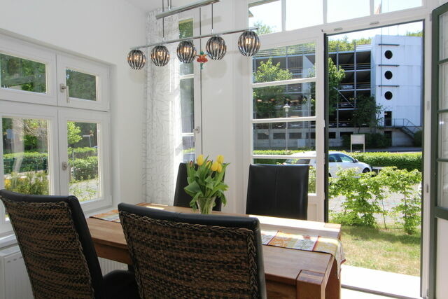 Ferienwohnung in Seebad Heringsdorf - (Brise) Villa Emmi App. 02 - Bild 6