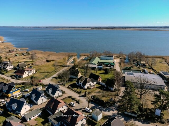 Ferienwohnung in Born a. Dar&szlig; - Haus am kleinen Hafen No 2 - Bild 2
