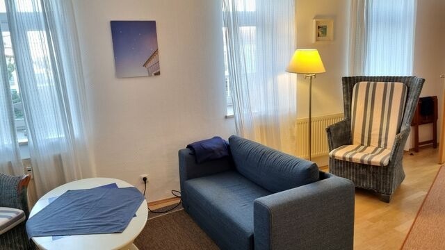 Ferienwohnung in K&uuml;hlungsborn - Ostseewind - 32-20 - Bild 2