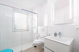 Ferienwohnung in Lobbe - Strandhaus Lobbe, Sanddorn Nr. 3 - Bade- & Erlebniswelt t&auml;glich inklusive - Bild 13